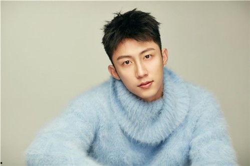 圈内爆料张婧仪黄景瑜,甜蜜互动引粉丝热议  第2张